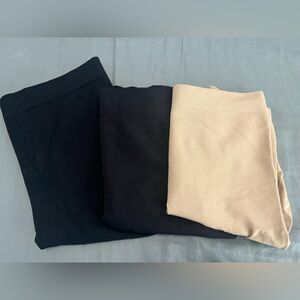 Black and tan shape wear